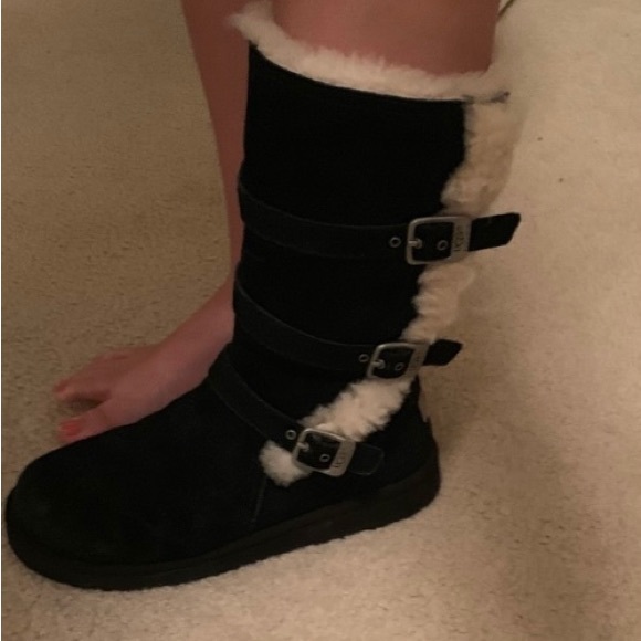 UGG Boots Maddi 3 Buckle for Women - Picture 14 of 14